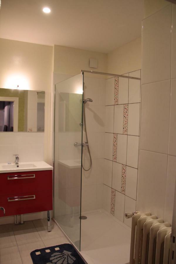 Le Logis De La Foret Hotel Sainte-Verge Luaran gambar